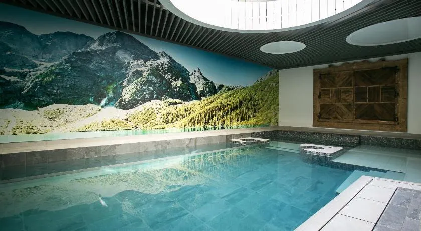 Giewont Krupówki SPA - Image 1