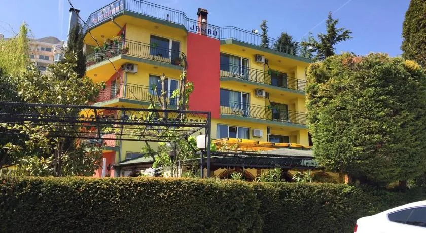 Hotel Jambo - Image 1