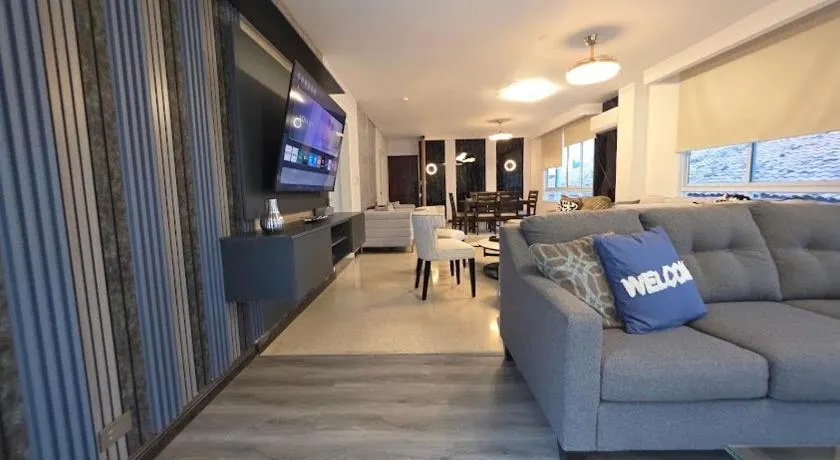 Exclusive Apartment on Cinta Costera N#1 - Image 1