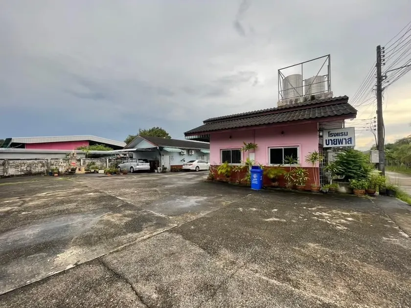 Bypass Hotel - Image 1