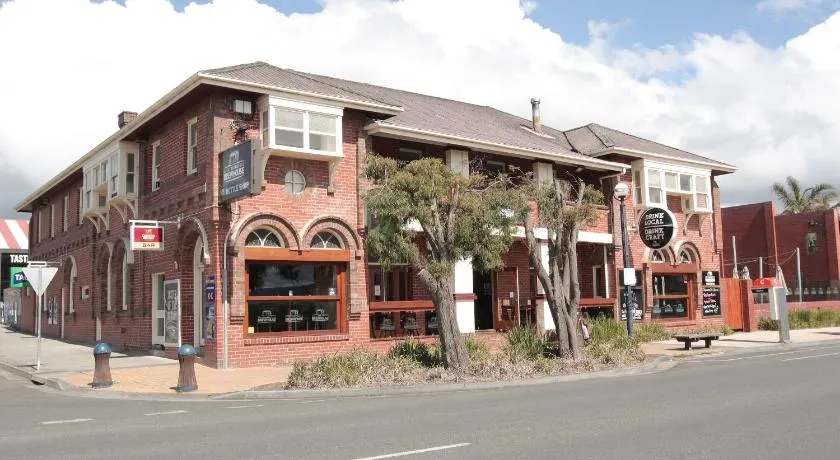 Great Ocean Road Brewhouse Apollo Bay - Image 1