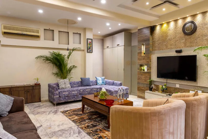 Bombay Belvedere Spacez Luxurious Villa - Image 1