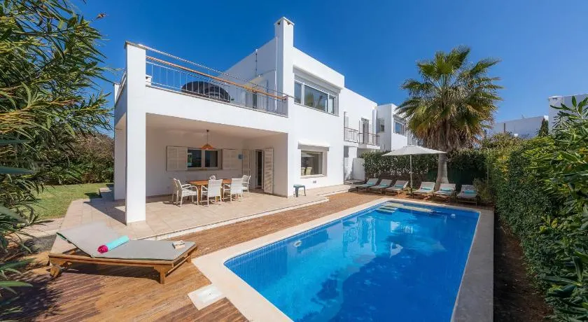 Villa Beatriz - Image 1