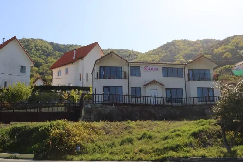 Namhae Baden Pension - Image 1