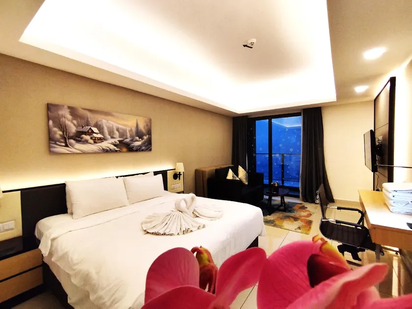 Genting EscapeColdStudio AT Ion Delemen - Image 1