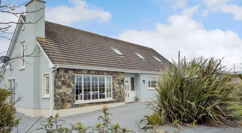 Ballyheigue Guesthouse - Image 1