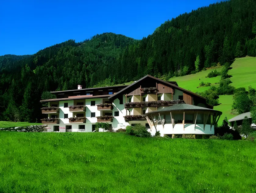 Vierbrunnenhof - Image 1