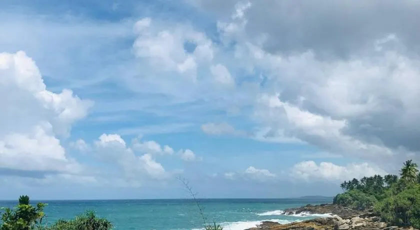 Screwpine Beach Villa - Image 1