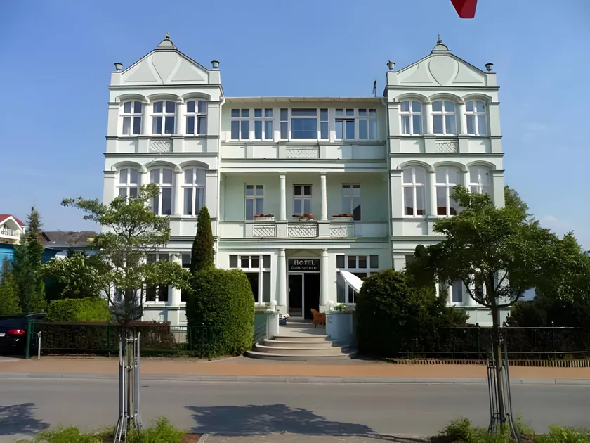 Hotel Schloonsee - Image 1