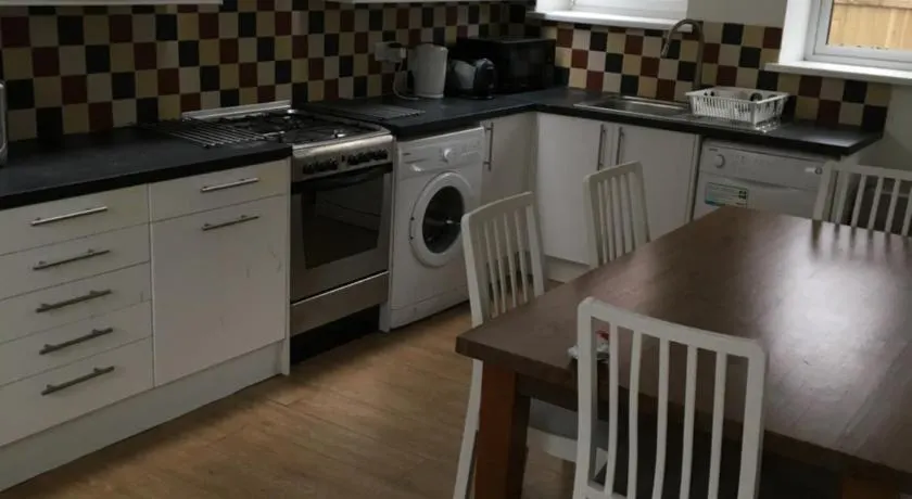 Spacious duplex flat - Image 1