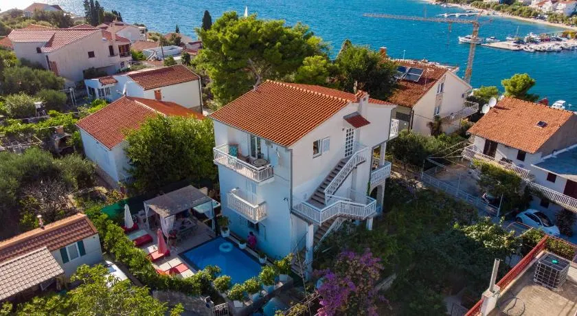 Villa Danijela with heated pool,jacuzzi and sauna - Image 1