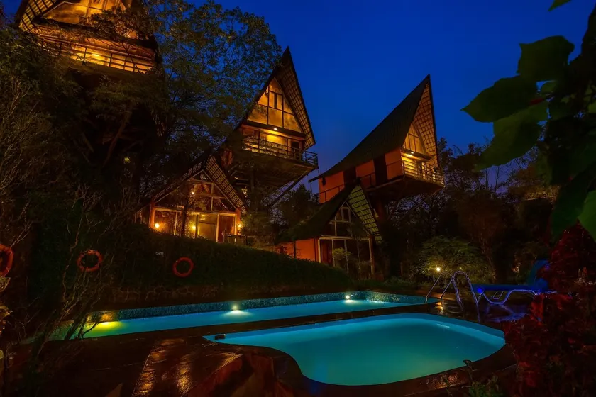Rumourss Sky Villa & Resort - Image 1