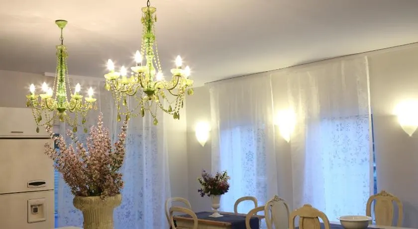 Pastel Guesthouse - Image 1
