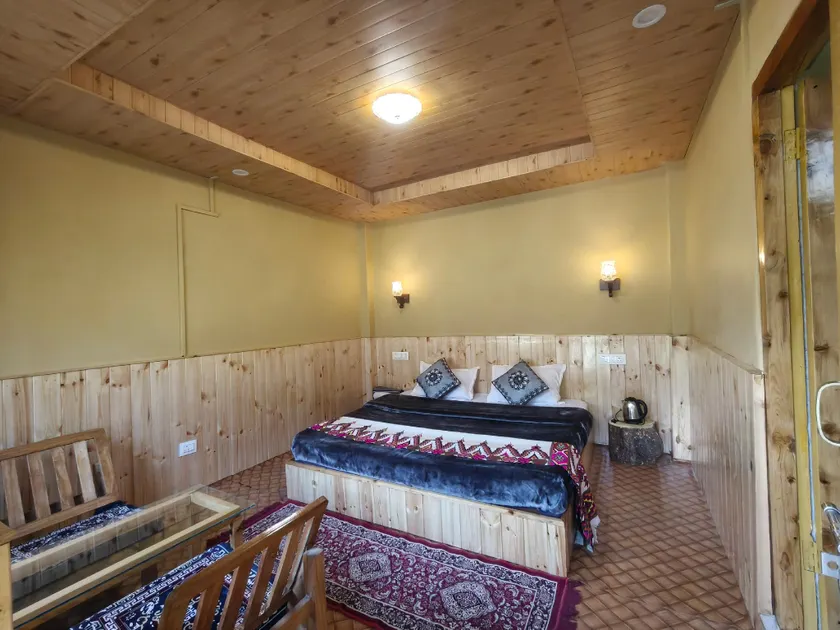 Jibhi mountain retreat - Image 1