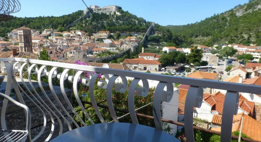 Guesthouse Bracanović - Image 1