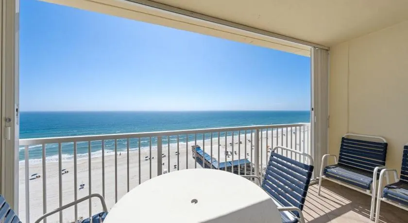 Boardwalk 982 by Youngs Suncoast - Image 1