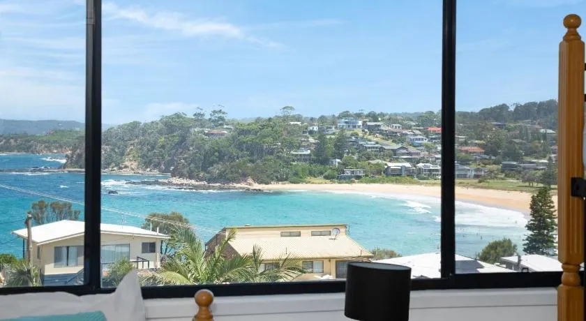 Sunshine & Sea Breezes at Malua Bay - Image 1