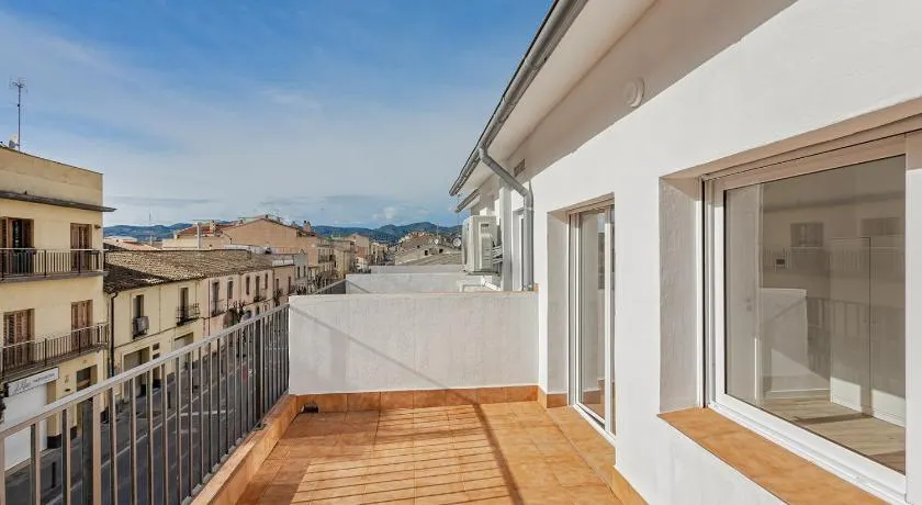Apartahotel Sant Marti Suites - Image 1