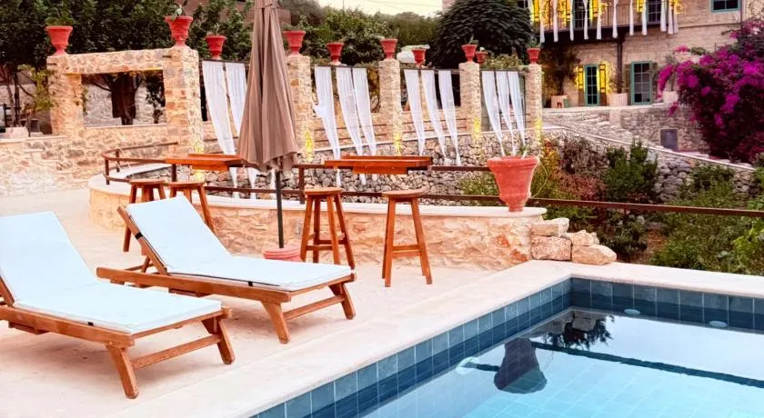 Boreas Retreat - Mountain Escape & Spa - Image 1