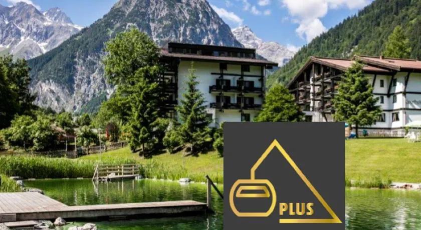 Alpenlodge - Das Dorfhotel - Image 1