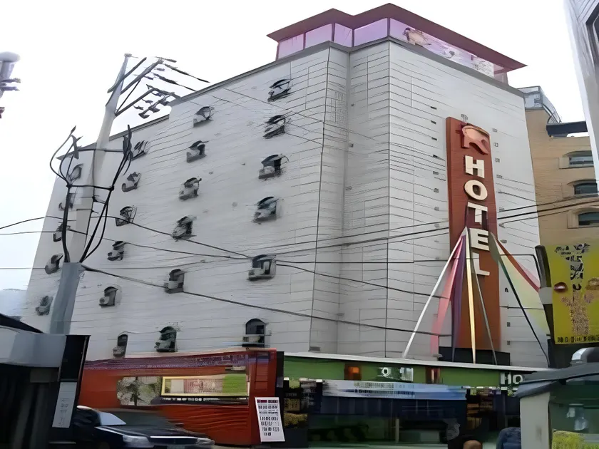 The Wall Hotel Sungshin Universiy - Image 1