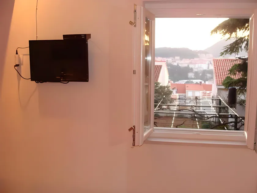 Jele Rooms - Image 1