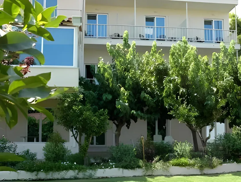 Myrto Hotel - Image 1