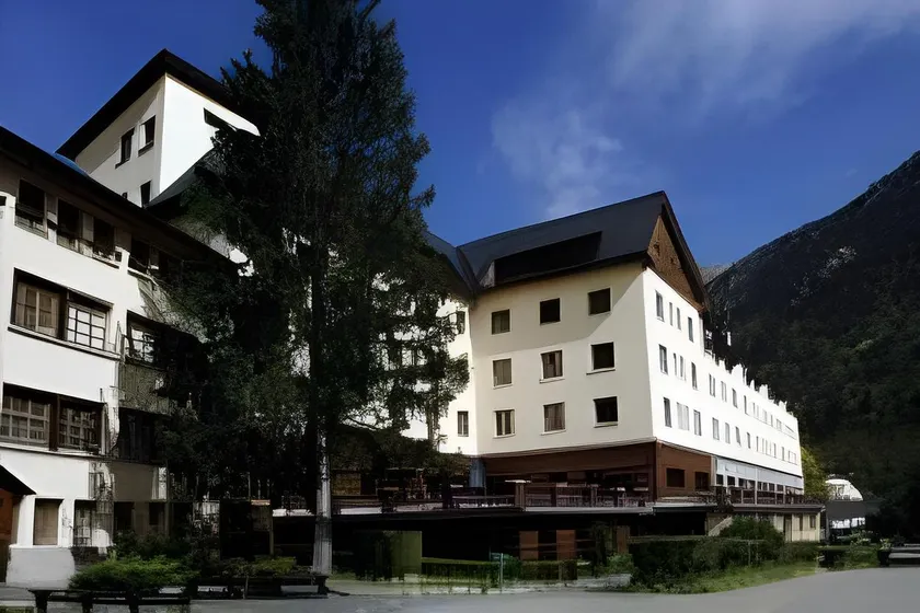 Hotel Manantial - Image 1