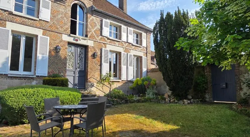 Domaine l'Etang D'ananda - Image 1