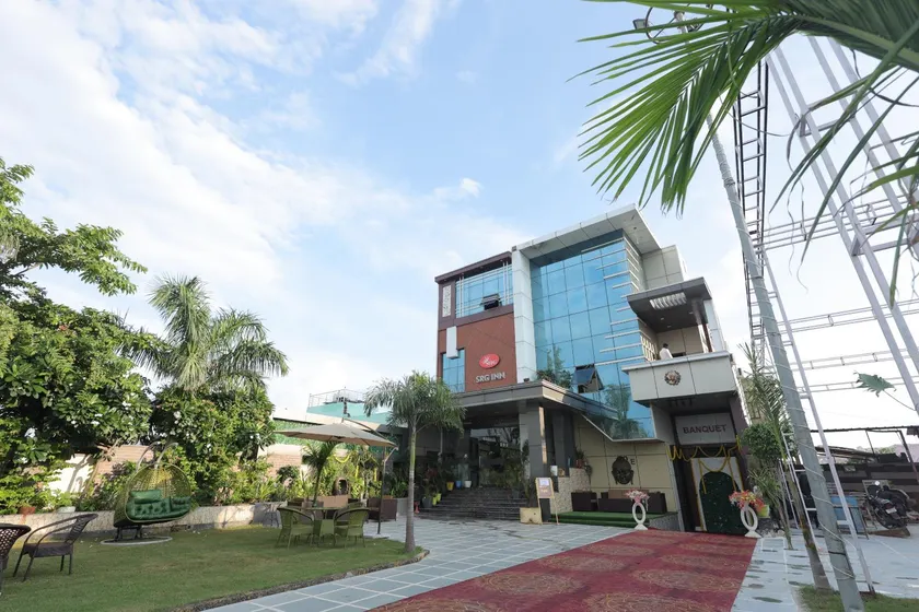 HOTEL SRG INN - Image 1