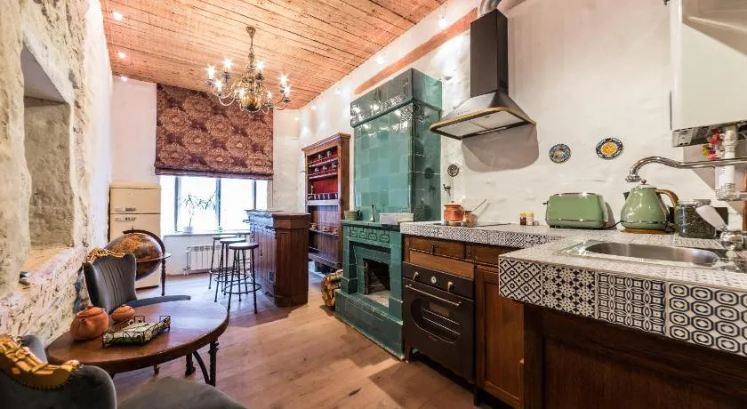 Viru Lux Apartment - Image 1