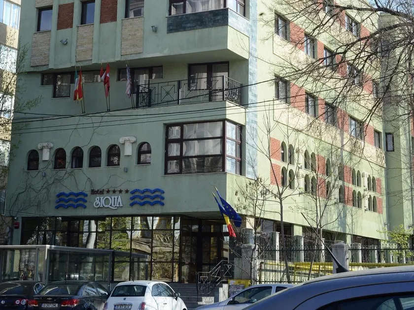 Casa Siqua - Image 1