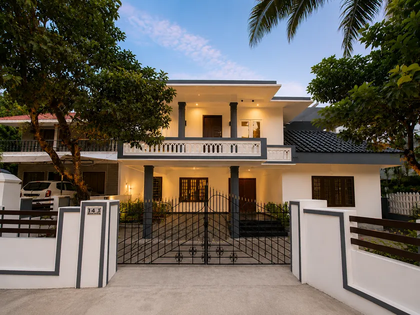 Chooravelil Villa, Adimali - Family Stay Near Munnar - Image 1