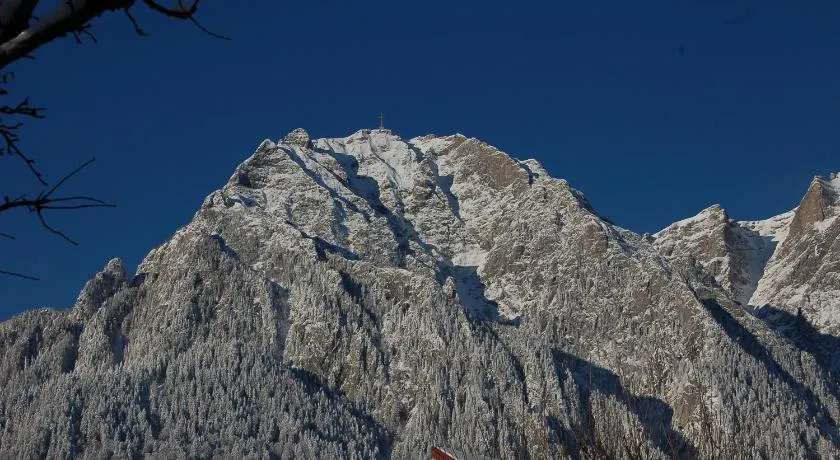 Cazare Casa Cristina - Image 1