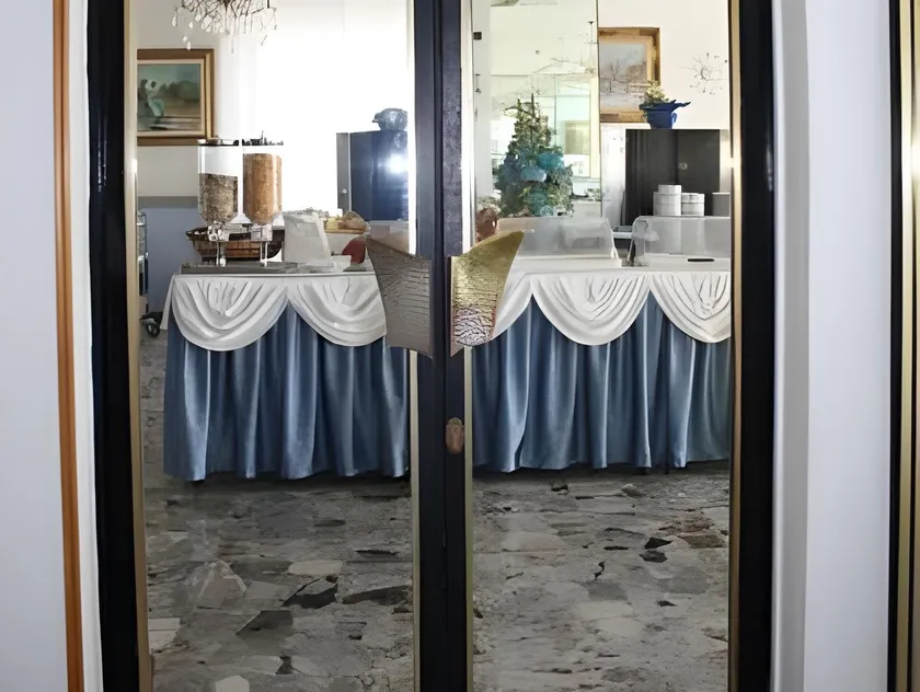 Hotel Sanremo - Image 1