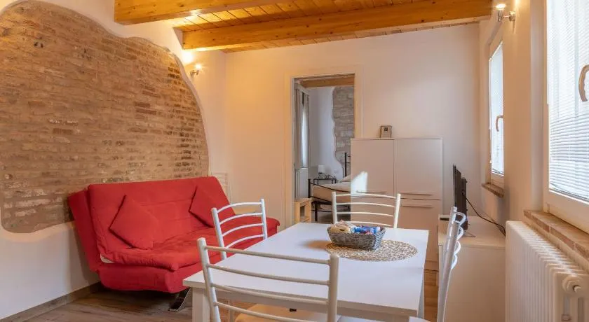 La Corte Residence - Image 1