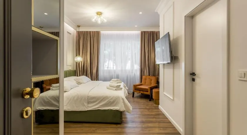 Nephelae Boutique Rooms - Image 1