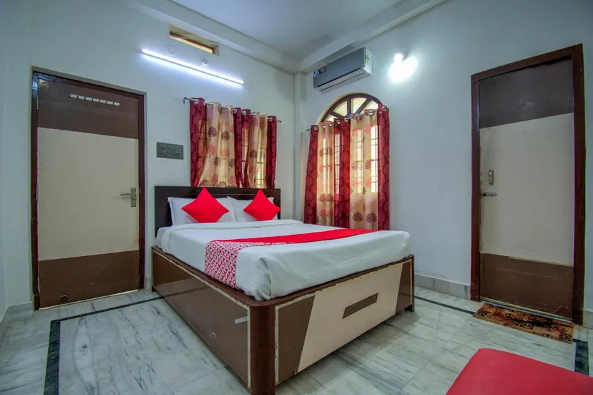 Hotel O Madhuram Vihar - Image 1