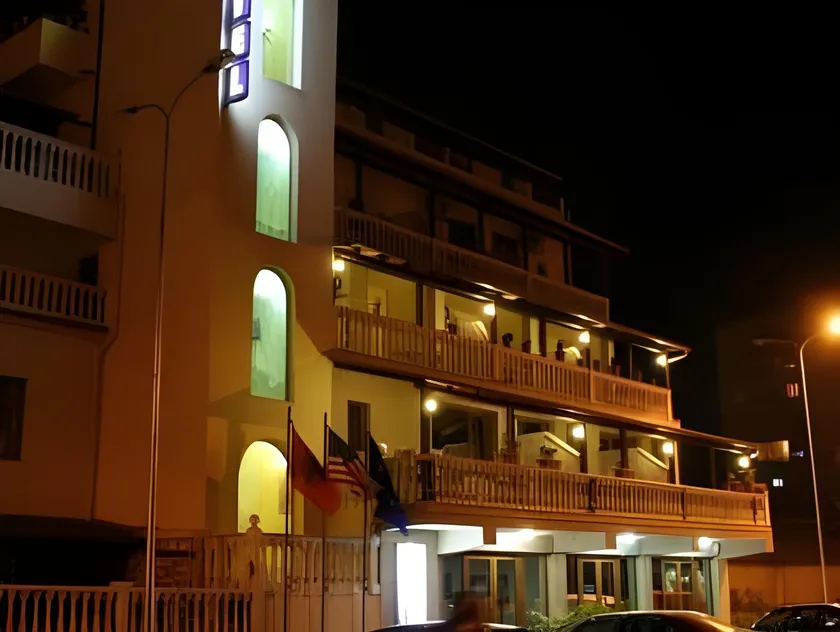 Hotel Martini - Image 1