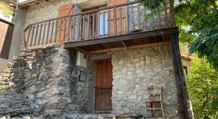Mountain house Junac - Image 1