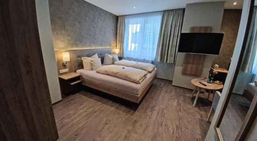 Hotel Zur Alten Post - Image 1