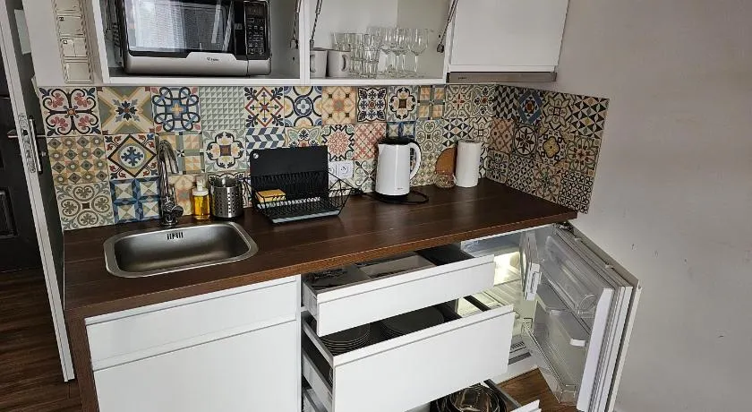 Willa Kolor Pokoje Apartamenty Restauracja - Image 1