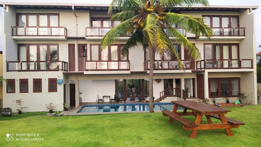 Driftwood Villa - Image 1