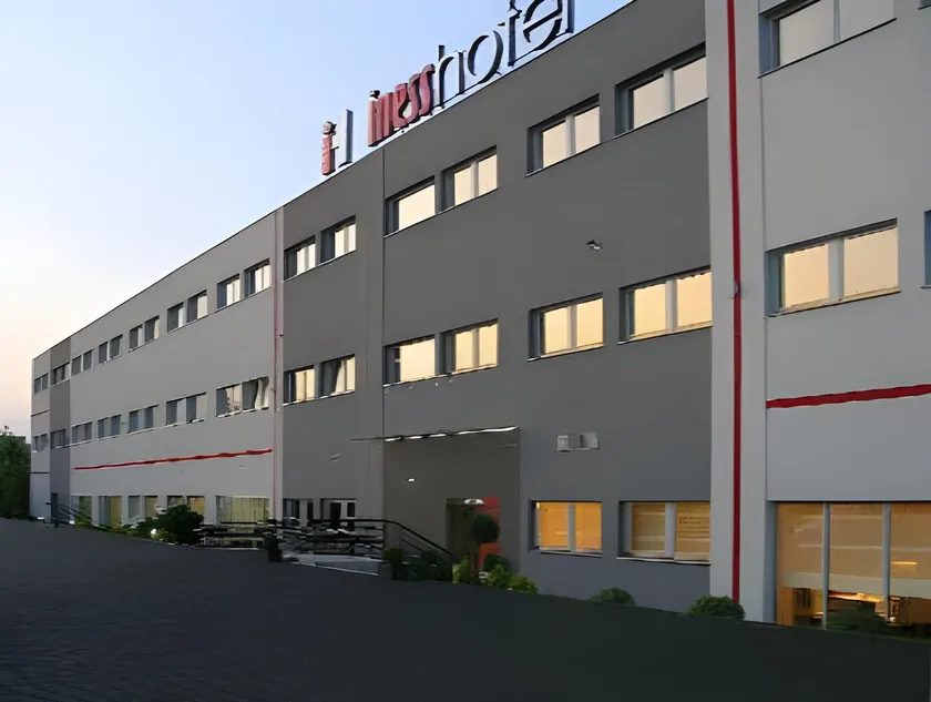 Iness Hotel - Image 1