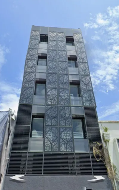 The Family Suites Serviced Apartments - Image 1