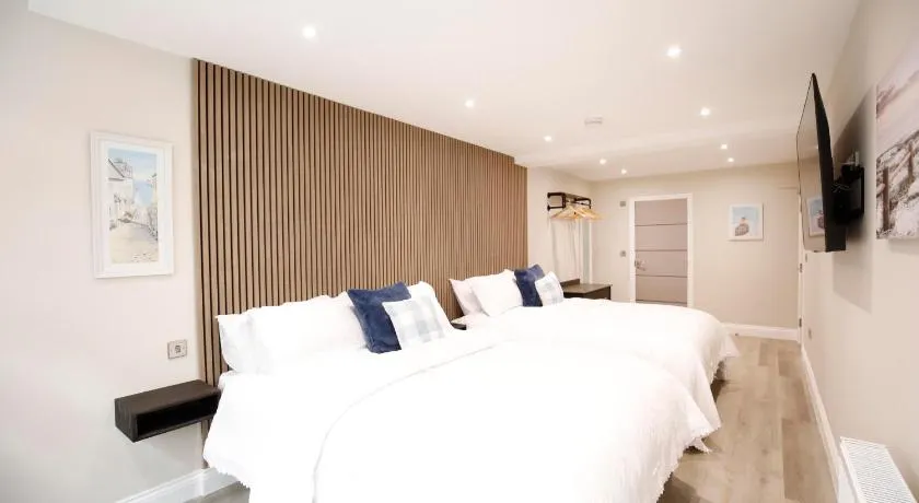 Oceania Suites - Image 1