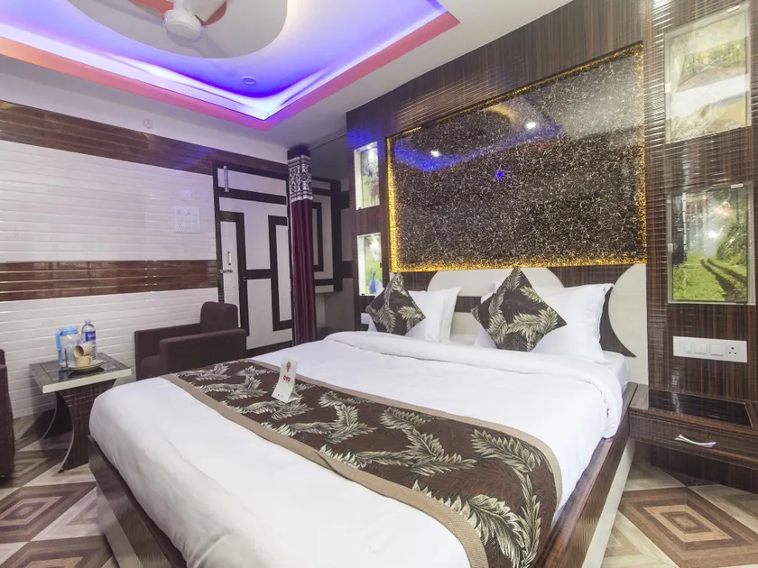 OYO 16064 Hotel Tirupati - Image 1