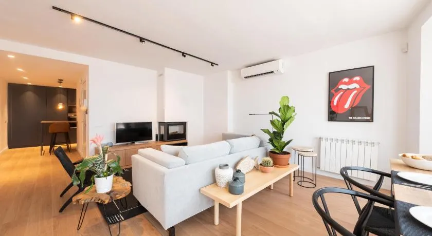 Petit Luxe l'Àtic - Image 1