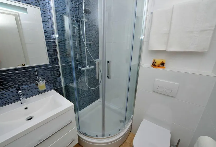 Palace Queen Mary Luxury Rooms - Image 1