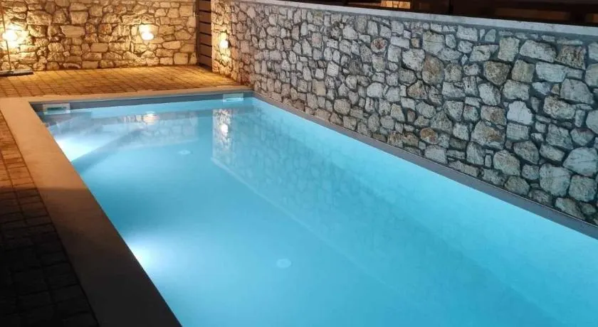 Lydia's Inn 2 - Private pool, near Xylokastro - Image 1